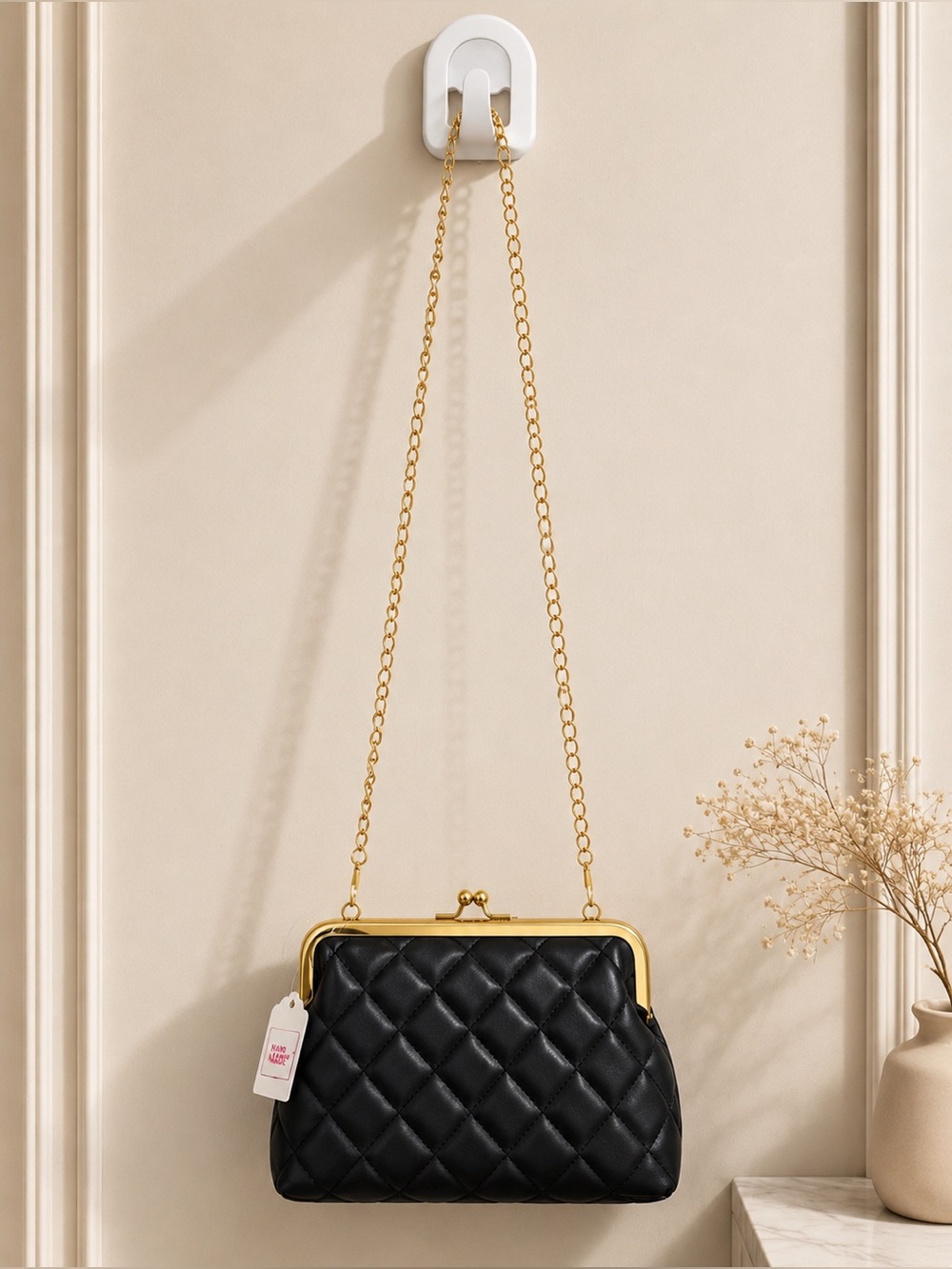 🆕 MINI Quilted Black Chain Bag